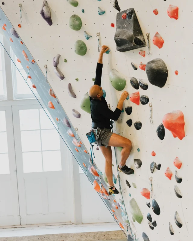 Unlock access to all of the walls in the gym. Level up your skills when you take our Lead Climbing class. Our knowledgable instructors teach you everything you need to know to get on the sharp end, including how to lead climb and belay, and provide a soft catch.

Find the link in our bio to sign up for one of our classes.

#climbsoill #indoorclimbing #climbinggym #rockclimbing #climbingclasses #leadclimbing #leadclimbingclasses