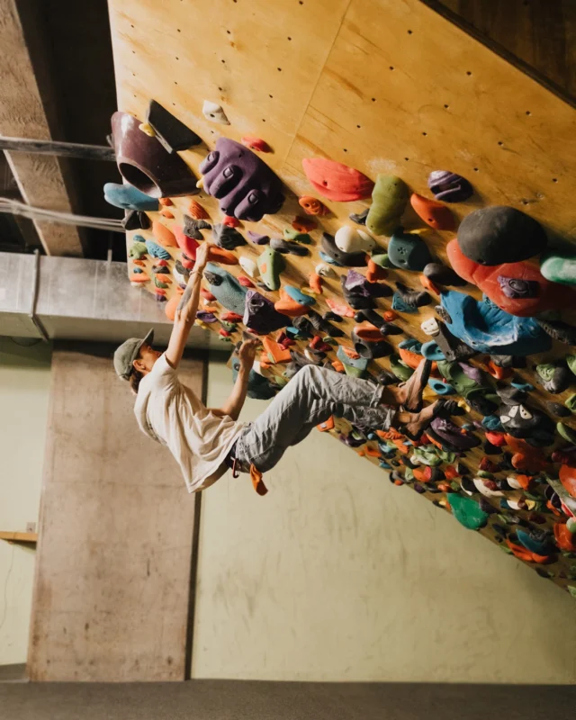 Ready for a challenge? Level up on the Spray Wall. Hop on and try new problems set by others or yourself.

Download the Stokt app to get started.

#spraywall #climbsoill #climbinggym #climbing