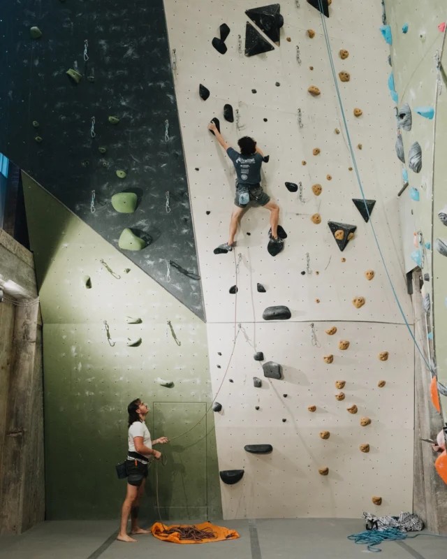 Tag the person you're climbing with this week!

#climbsoill #climbing #indoorclimbing #climbinggym